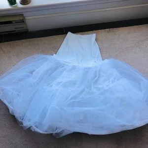 A line petticoat David’s bridal (small)